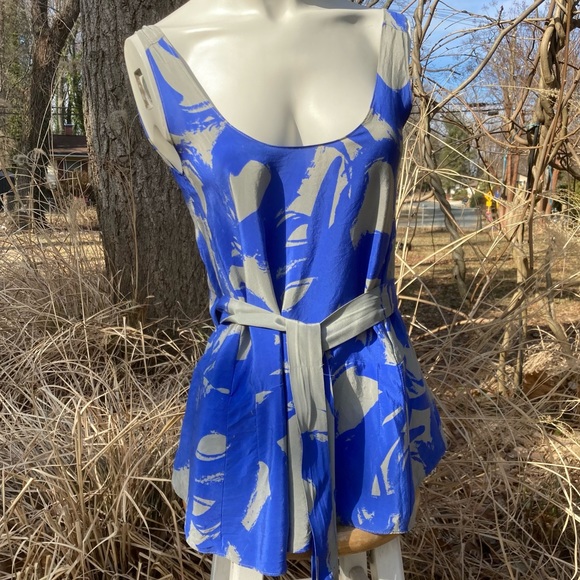 April May Silk Blue & Gray scoop neck & back Peplum tank top XS - Picture 2 of 11